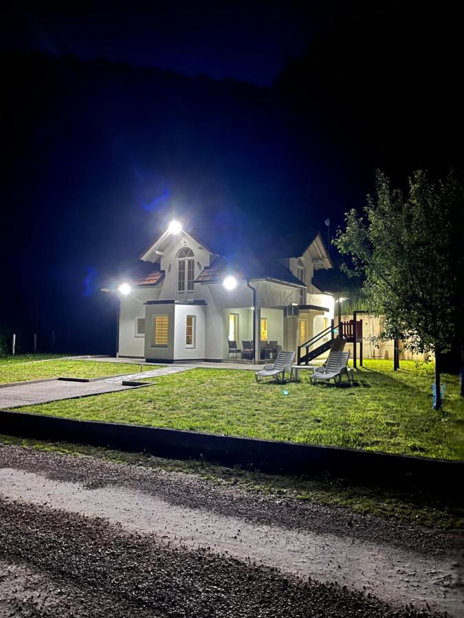 Cobras Plivsko Jezero, Jajce Villa Luaran gambar