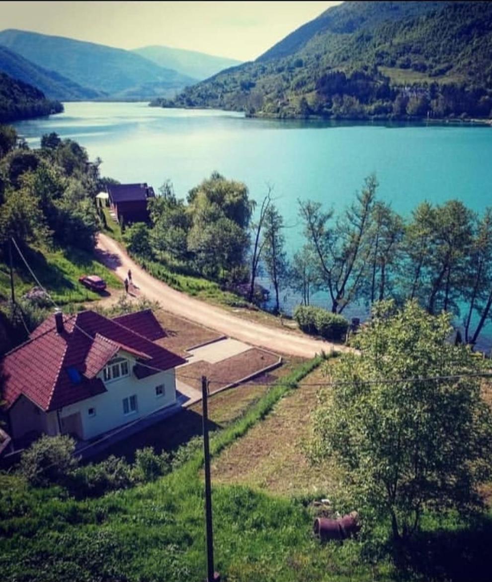 Cobras Plivsko Jezero, Jajce Villa Luaran gambar