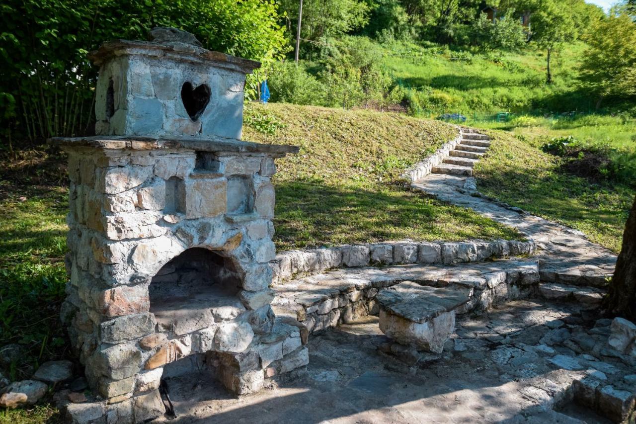 Cobras Plivsko Jezero, Jajce Villa Luaran gambar
